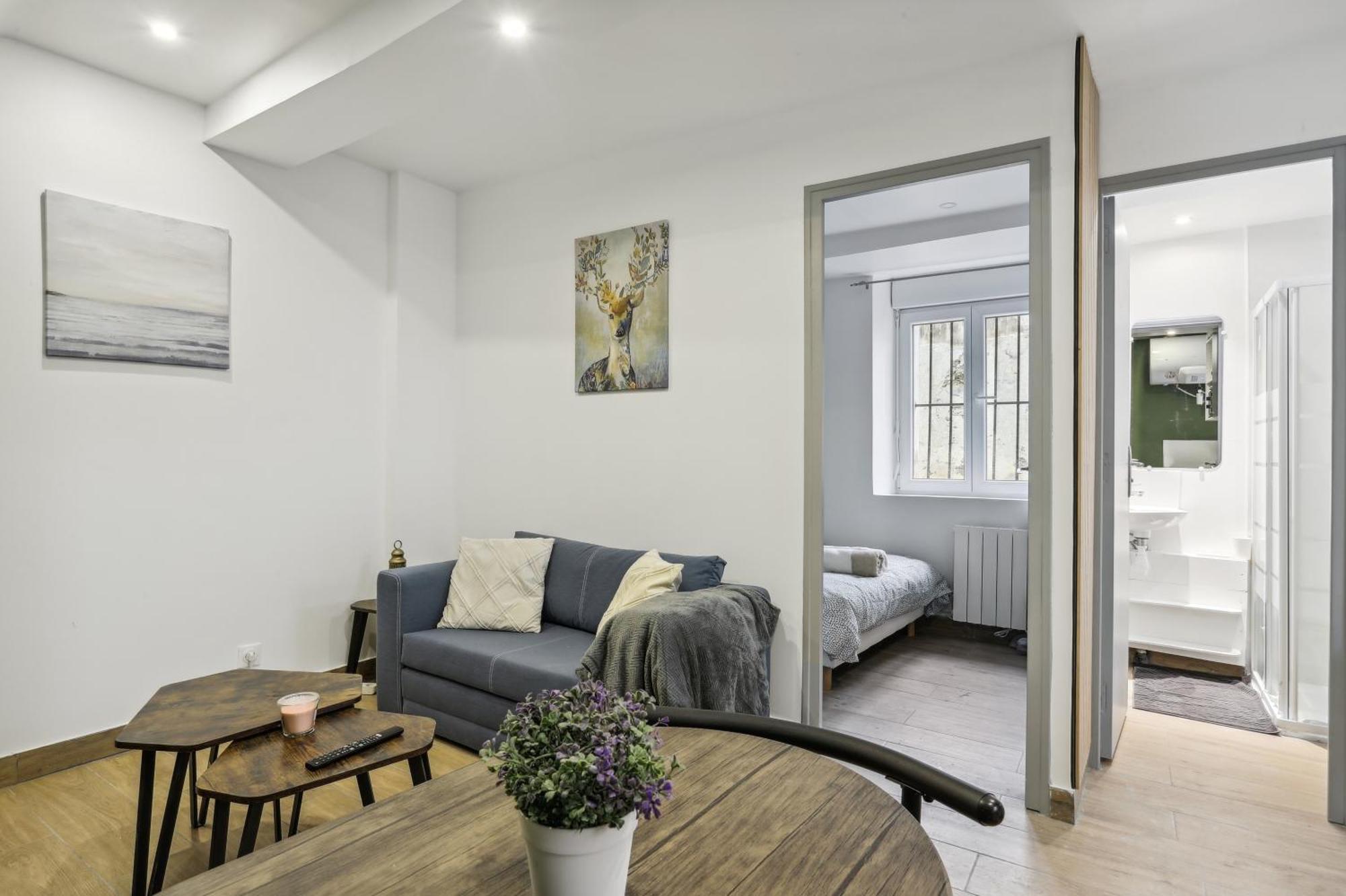 Chic Cosy Apart With Parking La Ferté-sous-Jouarre Exterior foto